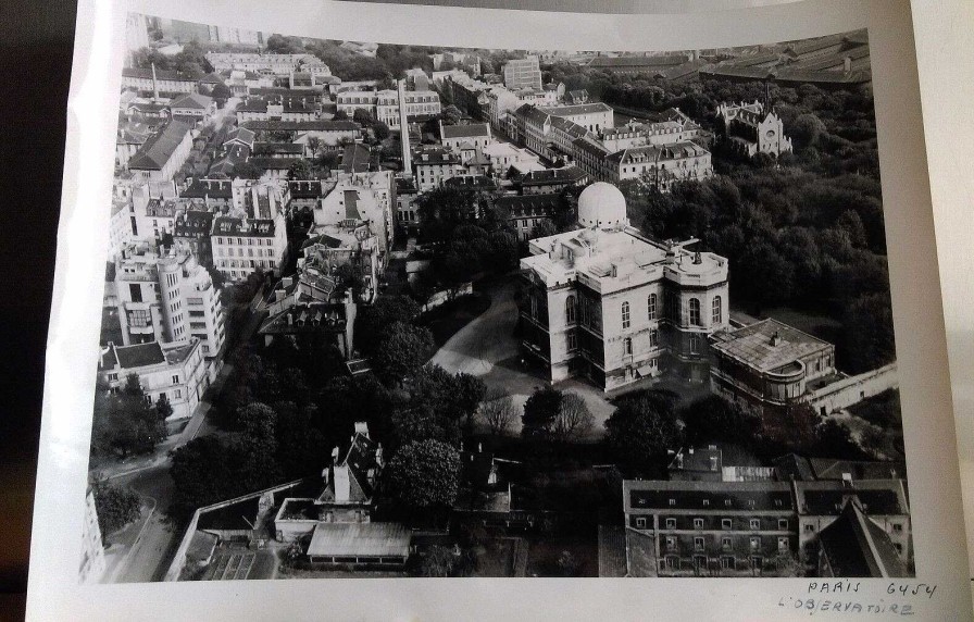 Photos EGO IMAGO | Ancienne Photo A Rienne De Roger Henrard 1951 " Paris L'Observatoire "