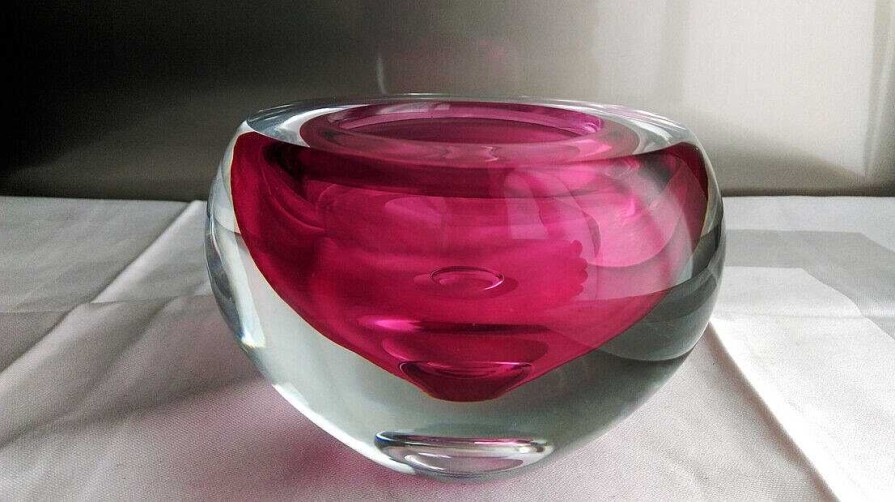 Objets EGO IMAGO | Aphrodite Art Glass Bowl - Cherry By Jeronim Tisljar Handmade In The Czech