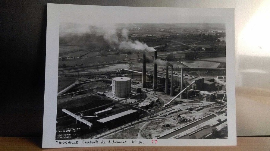 Photos EGO IMAGO | Ancienne Photo A Rienne De Louis Schmidt 1950 " Thionville "-