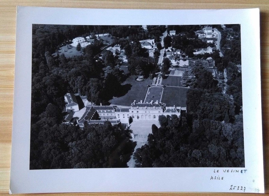 Photos EGO IMAGO | Ancienne Photo A Rienne De Roger Henrard Le Ch Teau Du Val Saint-Germain 1960