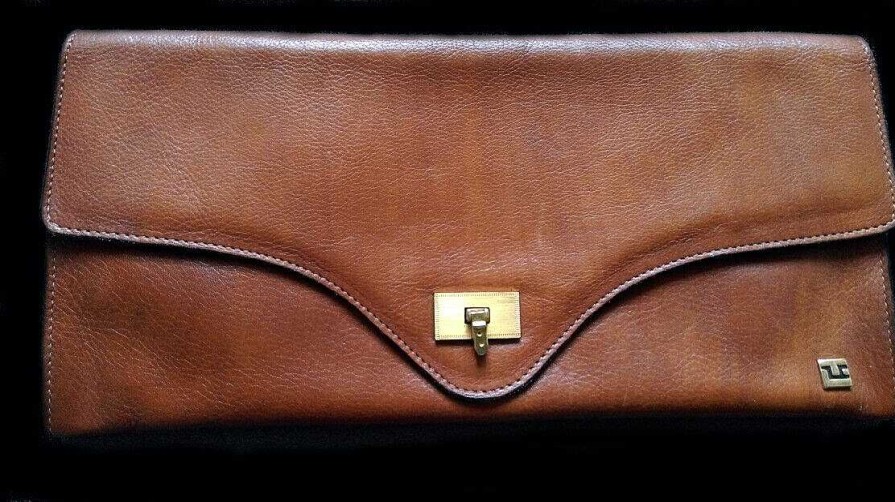 Mode EGO IMAGO | Chic Sac Pochette Sign Ted Lapidus - Cuir Fauve Vintage