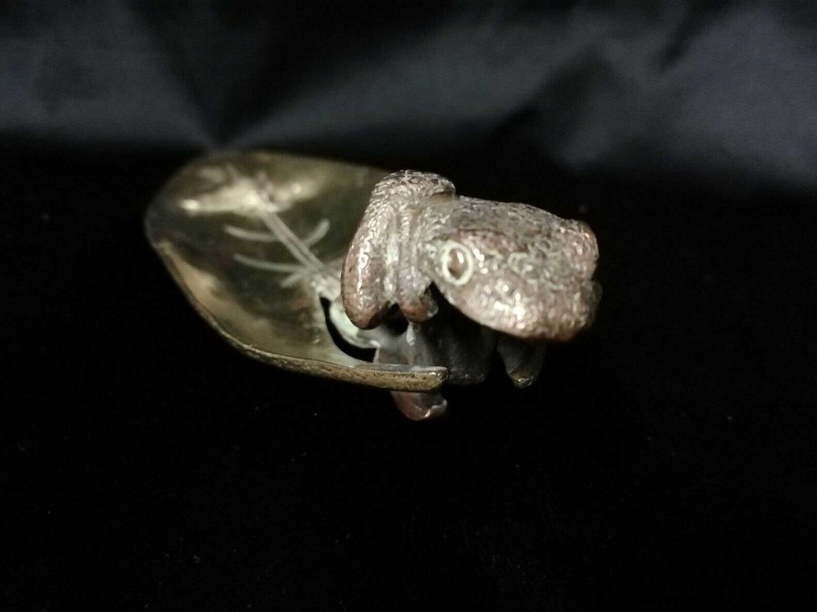 Objets EGO IMAGO | Ancien Vide Poche En Bronze Art Nouveau " Grenouille Tirant Une Abeille "