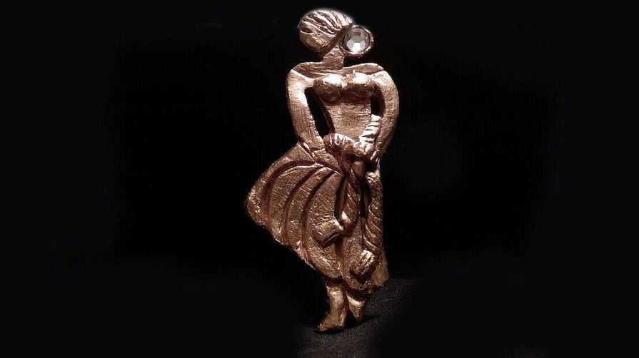 Bijoux EGO IMAGO | Ancienne Broche En Bronze Dor Sign E Viva Paquita France Vintage