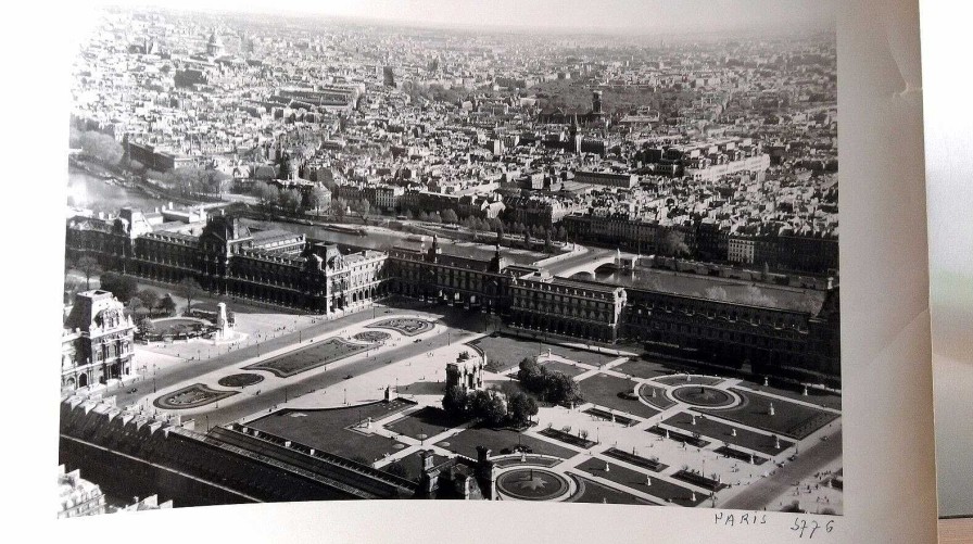 Photos EGO IMAGO | Ancienne Photo A Rienne De Roger Henrard 1950 " Paris "