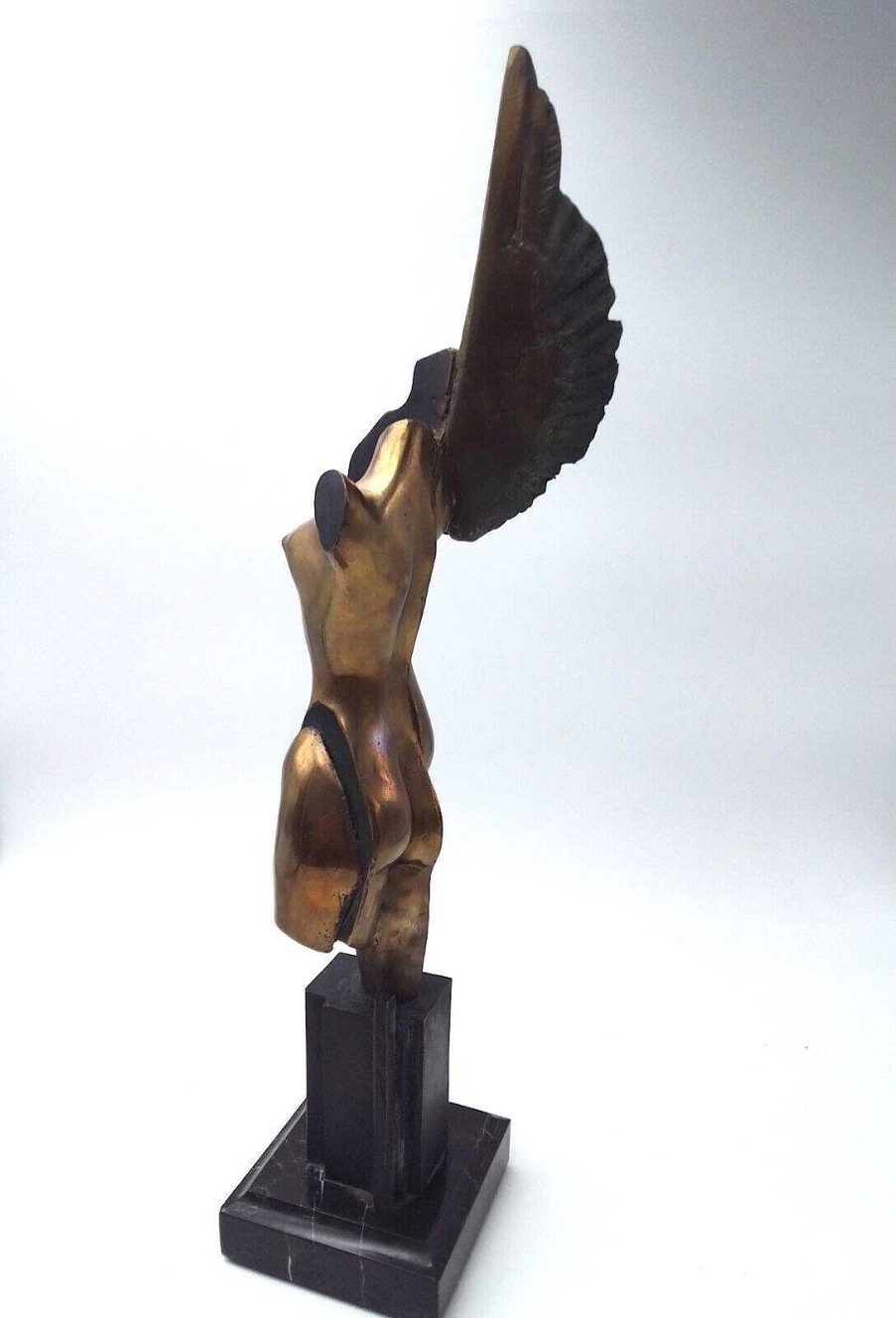 Sculptures EGO IMAGO | Sculpture Venus Ail E En Bronze De Albert Avetisyan 3/8 Sign La Cire Perdue