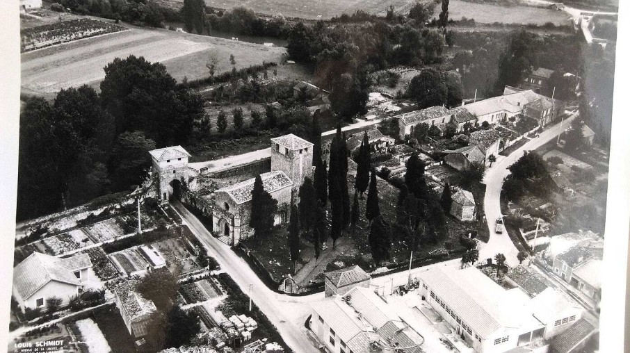 Photos EGO IMAGO | Ancienne Photo A Rienne De Louis Schmidt 1950 " Vianne " Lot-Et-Garonne