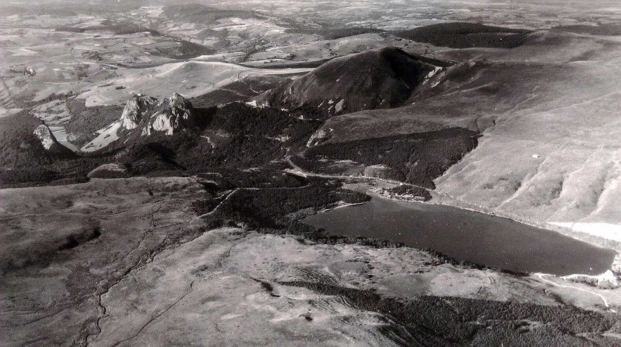 Photos EGO IMAGO | Ancienne Photo A Rienne De Roger Henrard 1959 " Puy De Dome "