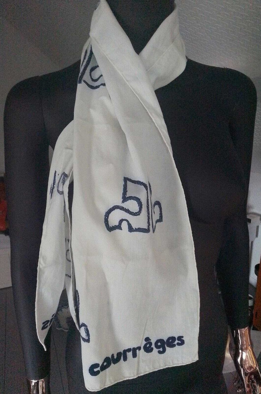 Mode EGO IMAGO | Courreges Paris C.1970'S 4 Foulards Charpes L G Res Shape Print Wrap Scarf