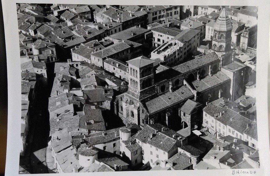 Photos EGO IMAGO | Ancienne Photo A Rienne De Roger Henrard 1957 " Brioude Haute Loire "