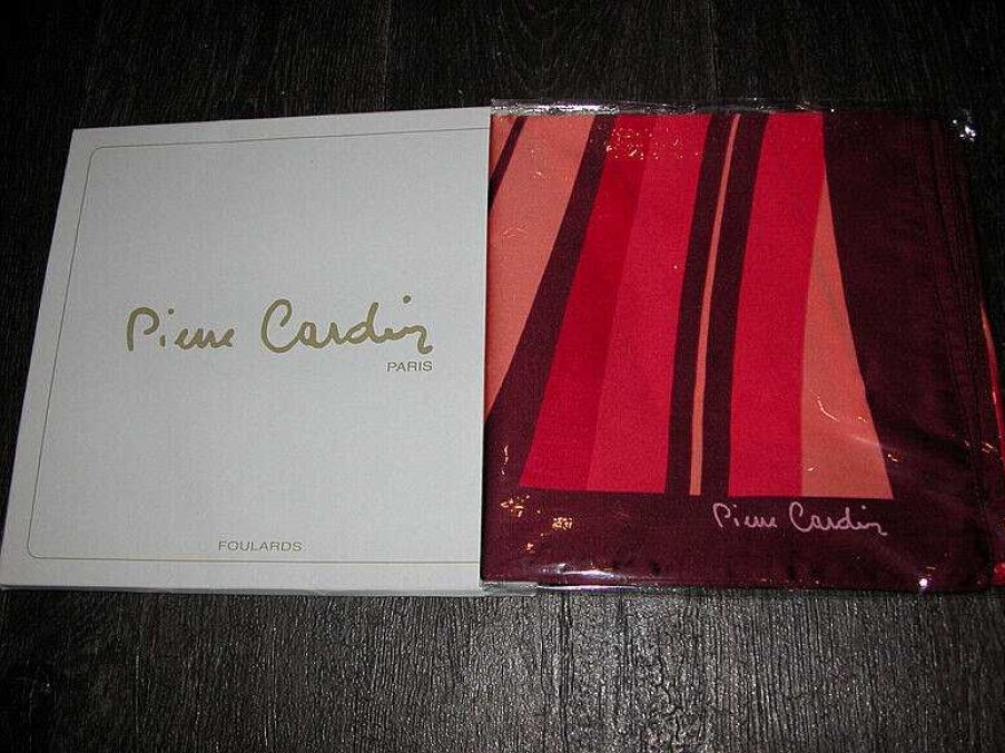 Mode EGO IMAGO | Tr S Chic Foulard Sign Pierre Cardin Neuf