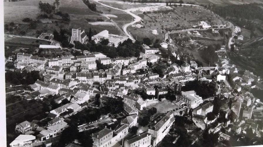 Photos EGO IMAGO | Ancienne Photo A Rienne De Louis Schmidt 1950 Puy-L' V Que -