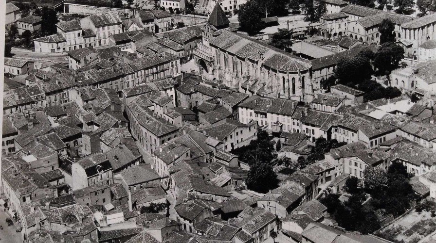 Photos EGO IMAGO | Ancienne Photo A Rienne De Roger Henrard " Moissac " Tarn Et Garonne 1957