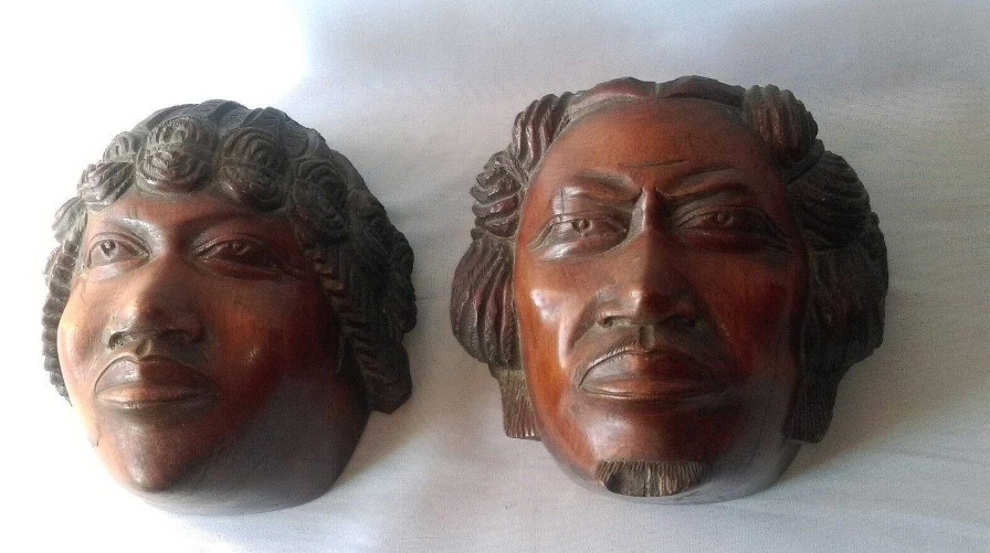 Sculptures EGO IMAGO | 2 Sculptures En Noyer Taille Directe Couple Antaisaka Madagascar Vers 1920