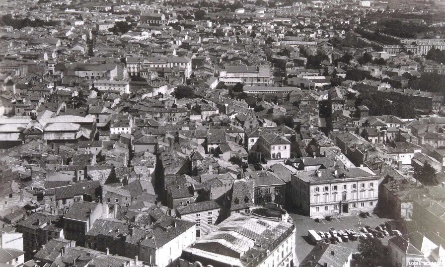 Photos EGO IMAGO | Ancienne Photo A Rienne De Louis Schmidt 1950 " Agen " Lot-Et-Garonne