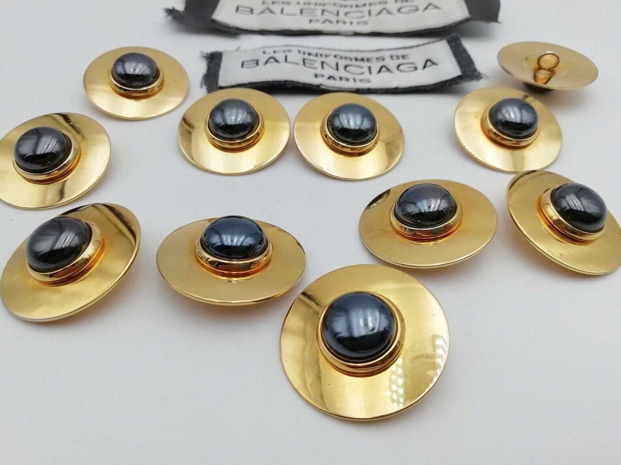 Bijoux EGO IMAGO | 11 Boutons Couture Les Uniformes De Balenciaga Paris