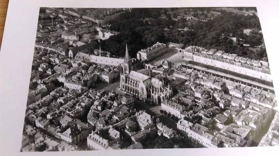 Photos EGO IMAGO | Ancienne Photo A Rienne De Roger Henrard 1955 " Nancy " --