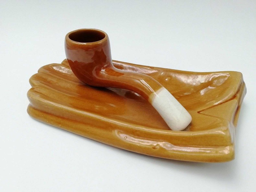 C Ramiques EGO IMAGO | Midcentury Pipe Holder Ashtray Ceramic 1950S, Trompe L'Oeil Gants Pipe